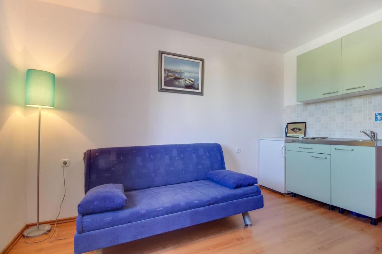 Apartments Rosa Mali Losinj Luaran gambar
