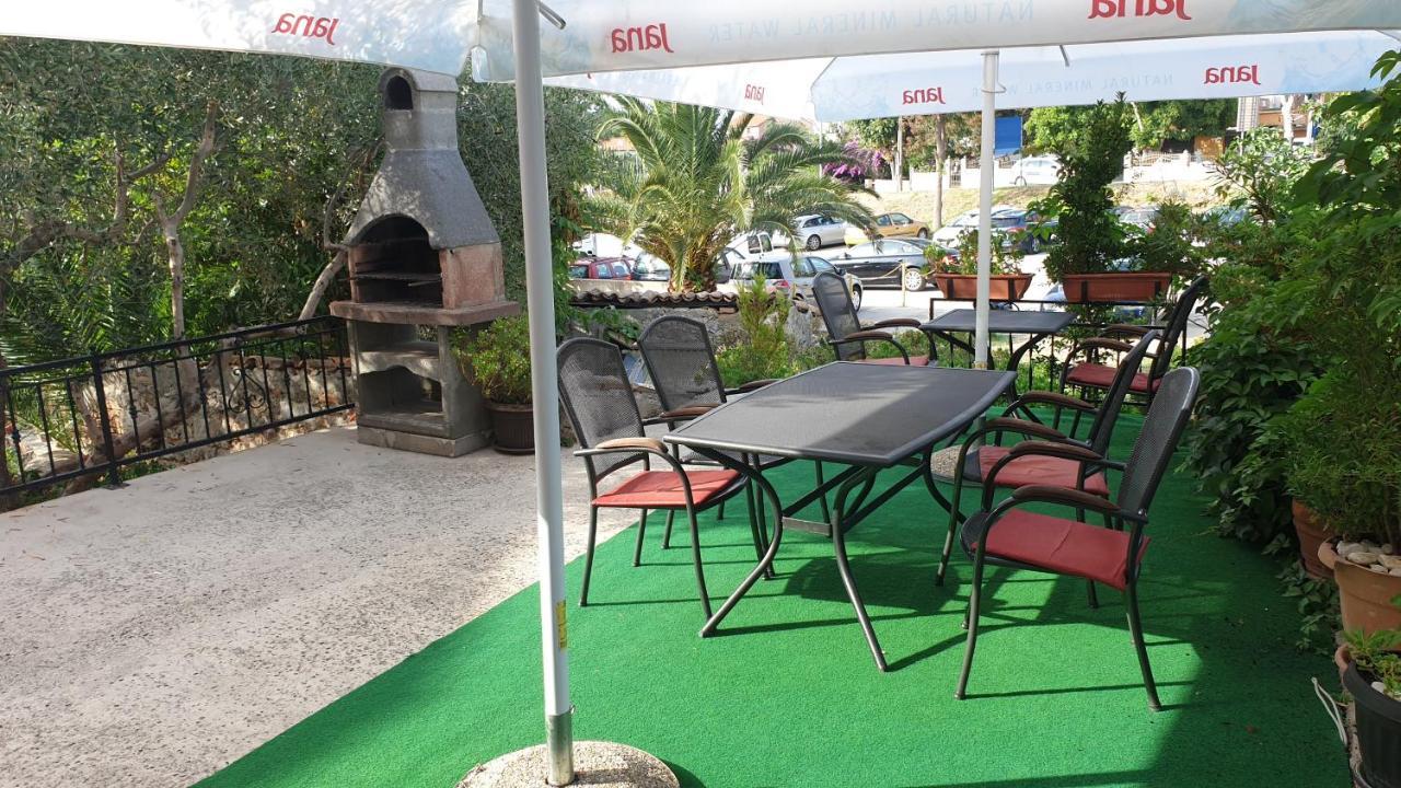 Apartments Rosa Mali Losinj Luaran gambar